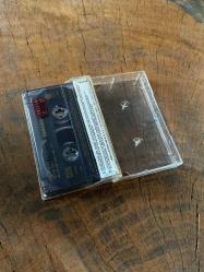 HURŞİD YENİGÜN VE GRUBU - RUMBADA - KASET