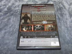 YASAK BÖLGE 9 - DISTRICT 9  - SIFIR AYARINDA ÇOK TEMİZ DVD FİLM