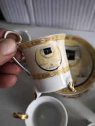 BAVARİAU FİNE QUALİTY JAPAN STYLE A.T.C DAMGALI KABE RESİMLİ Porselen Fincan Takımı 12 PARÇA AYAKLI ALTIN RENGİ VERMİYELİ