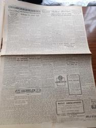 Cumhuriyet Gazetesi - 19 Eylül 1945 - İsmail Dümbü-Türk Arab Dostluğu Ve Elbirliği Köşe Yazısı - Irak Kralı Naibi Atatürk'ün Kabrine Dün Muhteşem Bir Çelenk Koydu Fotoğraf - Başbakanımız Şükrü Saracoğlu'nun Süvarisi - İstanbul Milletvekilleri Dün Fatih Halkevinde Halkın Şikayetlerini Dinliyorlar Fotoğraf - Rusya'nın İstekleri Molotov Eritrede Rusya'nın Menfaati Olduğunu Söylüyor - Ajax Kruvazöründe Dün Verilen Kokteyl Parti - İstanbul Halkı Limanımızdaki İngiliz Harb Gemilerini Geziyor - Cumhuriyet'in Anketi Günün Mevzularına Dair 10 Sual Anketi Yapan Fikret Adil - Goering'in Hatıraları Rusya İletişim Pazarlık Yazı Dizisi - Yargıtay Başkanının Nutku Ve Hukuk Dili Yazan Profesör Doktor Hıfzı Veldet Köşe Yazısı - Ciğer delen Yazan Safiye Erol Yazı Dizisi - İran Azerbaycanında Dikkate Değer Hareketler - Fil Ve Eşek Yazan Burhan Felek Köşe Yazısı - Mareşal Stalin'in Amerika'dan İsteyeceği Kredi - Sadi Tek Tiyatrosu Bu Gece Kadıköy Süreyya Sinemasında - Amcabey Ve Dilekler Çizen Cemal Nadir
