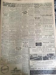 YENİ SABAH GAZETESİ 15 TEMMUZ 1959 YIL :22 SAYI :7313-- Türkiye nin Atom silahlarından  tecrid edilmesine dair :Sovyet notasını cevaplandırdık---Meclis bugün tekrar çalışmağa başlıyor --Kabataş ta dün 43 aile evsiz kaldı --Üsküdar da  bir çocuk dün kör kuyuya düştü --Zirai krediler için yeni kararlar ---Irak ihtilalin  birinci yıldönümü --Atatürk ün bir yaveri Atatürk Bulvarında öldü --Dün yurtta 6 cinayet işlendi ---Hava yollarımız :Siyavuşgil --İstanbul Rehberi ---CHP İstanbul a heyet gönderdi ---Suçların iadesine dair kanun layihası Meclis de --Ortadoğu Teknik Üniversitesin de suallerle nasıl öğrenildi ?--Cezmi Çapa dün tahliye olundu ---Kaçakçılık davası kavgaya sebep oldu ---Kaptan Recep Beşiktaş ta kaldı --Fenerbahçe de A. Erozan Reis İsmet Uluğ Umumi Kaptan ---Vefa ,İsmet i 25 bin liraya satacak --Bölge Müdürlüğü Parasız Kaldı ---Bedelsiz ithalatın şekli dün ilan edildi --Dünkü trafik kazalarında üç kişi öldü ---Dün yurtta 6 cinayet işlendi ---