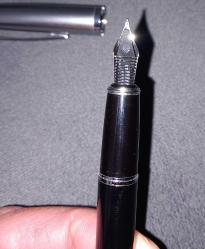 İRİDİUM POİNT MARKA DOLMA KALEM.  KONDİSYON YÜKSEK.  KOLEKSİYONLUK