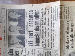 Cumhuriyet Gazetesi - 25 Aralık 1946 - Ortaşarkın İstikrarı İçin Köşe Yazısı - Vali Doktor Lütfi Kırdar'ın Şahitlik Yaptığı Dava Fotoğraf - Dün De Celal Bayar Ve Fuad Köprülü İle Başbakan Yardımcısı Mümtaz Ökmen Arasında Uzun Bir Görüşme Yapıldı - Suriye'de Cemil Mardam Yeni Kabineyi Kuruyor - Moskova Almanya Meselesiyle Meşgul - Bursa İşçileri Bozguncuları Tel'in Etti - Türk Sanatı Adlı Eseriyle Profesör Diez İddialarını İspat Etmelidir Yazan Tahsin Öz - Cenubi Amerika'da Türk Bayrağı - Papa Ve Başkan Truman Noel Münasebetiyle Radyoda Hitabede Bulundular - Yavuz Sultan Selim Ağlıyor Yazan Feridun Fazıl Tülbentçi Yazı Dizisi - Tophane Gümrüğünde Çalışmaya Başlayan Yeni Vinçlerden Biri Fotoğraf - Yaralı Kartal Bugün Marmara Sinemasında - Canavar Tohumu Filmi Melek Ve İpek Sinemasında - Bugün İnci Lüks Pastanesi Açıldı - Bugünkü Radyo Programı - Bulmaca - Star Traş Bıçağı - Hussman Soğutma Cihazları -  Sadi Işılay Ve Mustafa Çağlar Maksimde