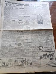Cumhuriyet Gazetesi - 25 Aralık 1946 - Ortaşarkın İstikrarı İçin Köşe Yazısı - Vali Doktor Lütfi Kırdar'ın Şahitlik Yaptığı Dava Fotoğraf - Dün De Celal Bayar Ve Fuad Köprülü İle Başbakan Yardımcısı Mümtaz Ökmen Arasında Uzun Bir Görüşme Yapıldı - Suriye'de Cemil Mardam Yeni Kabineyi Kuruyor - Moskova Almanya Meselesiyle Meşgul - Bursa İşçileri Bozguncuları Tel'in Etti - Türk Sanatı Adlı Eseriyle Profesör Diez İddialarını İspat Etmelidir Yazan Tahsin Öz - Cenubi Amerika'da Türk Bayrağı - Papa Ve Başkan Truman Noel Münasebetiyle Radyoda Hitabede Bulundular - Yavuz Sultan Selim Ağlıyor Yazan Feridun Fazıl Tülbentçi Yazı Dizisi - Tophane Gümrüğünde Çalışmaya Başlayan Yeni Vinçlerden Biri Fotoğraf - Yaralı Kartal Bugün Marmara Sinemasında - Canavar Tohumu Filmi Melek Ve İpek Sinemasında - Bugün İnci Lüks Pastanesi Açıldı - Bugünkü Radyo Programı - Bulmaca - Star Traş Bıçağı - Hussman Soğutma Cihazları -  Sadi Işılay Ve Mustafa Çağlar Maksimde