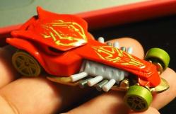 HOT WHEELS 2012 RATİCAL RACER  1:64 ÖLÇEK