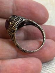 Kırmızı zirkon yüzük