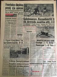 YENİ SABAH GAZETESİ 17 MAYIS 1959 YIL :22 SAYI :7257--DP Genel İdare Kurulu ile CHP Meclisi Uzun Toplantılar Yaptı ---Kadın yüzünden iki cinayet daha işlendi --2 Otobüs çarpıştı altı kişi öldü ---Yetkiner ,Gazeteci -polis ihtilafına  müdahale etti ---Pavyonun önünde bir ceset bulundu ---Dış borçların taksitleri ve tediye tarihi belli oldu --Rüşvet alan iki polis ile bir zabıta memuru dün tevkif edildiler --34 Yıldır uyumayan yaşayan adam  öldü --Zitaf gecesi enkaz altında öldüler ---Çiçek Bayramı :Siyavuşgil --İstanbul Rehberi ---Cenevre de işler çıkmaza girdi --Amerikan 6.filoda Amerikalı bir Türk askerlik yapıyor ---Akhisar da zelzele oldu ---Unesco Milli Komisyonu dün çalışmaya başladı --Fenerbahçe -Beşiktaş prestij için oynuyor --Galatasaray ,Karagümrük ü ilk devrede mağlup etti :3-2--İ.Spor Beykoz la berabere kaldı :0-0---Göztepe :2 G.Birliği :1 Demirspor :1 K.Yaka :1---Güreş Şampiyonası bugün sona eriyor ---Ordu Takımı bugün Roma ya gidiyor --Ruslar ayaklı balina yakalattı ---