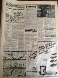 YENİ SABAH GAZETESİ 23 MAYIS 1959 YIL :22 SAYI :7263--CHP Dün de Meclise Girmedi --Sellerden D.Karadeniz illerinde irtibat kesildi --Maarif Vekili Yardımcı İstifa Etti --Kıbrıs davası kapanmıştır ---52 kadın işçi dün grev yaptı --Krutçef ,Nükleer deneme istemiyor ---Çingeneler ,Devlet Kurmak İstiyorlar ---Harp te elkonan Alman emvali iade olunacak ---Trikopis i kim  esir etti ?--İstanbul Rehberi --Irak ta kızıllar  gözden düştü ---Sinema :Yuvasızlar ,--Ordu takımımız dönüyor --Yugoslavlar ,dün gece Bulgarları çok zorladı --İkinci maçımızı bu gece Yugoslavya ile oynuyoruz ---Rusya ,D.Almanya ile antrenman yaptı :87-37--Lüksemburg federasyonu da Molnar a teklif yaptı --Fuat Duyar ın kazaya kurban gittiği yerde bir keşif yapıldı --Eski aşığı ile zina yaparken yakalandı --CHP li Mebuslar yeni bir yurt gezisine çıkıyor --Maden kazasında bir işçi daha öldü --
