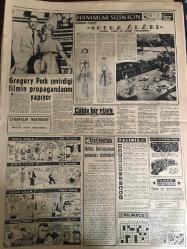 YENİ SABAH GAZETESİ 14 AĞUSTOS 1958 YIL :21 SAYI :6983---Amerika nın  yeni Orta -Doğu planı --Ağır itham :Gülek bir genç kızı iğfal etmiş ---Kağıt fiyatları arttırıldı ---Niğde Aksaray ı vilayet oluyor --İki kardeşi vuran kaatil teslim oldu ---Meclis 21 Ağustos ta toplanıyor --İstanbul gümrüğünde muameleler aksadı ---CMP ve Hür P .Başkanları DP tebliğine cevap verdi ---Altıncı  ikramiye :Siyavuşgil ---İktisadi kararların esnafa tesir derecesi araştırılıyor --İstanbul Rehberi ---Nuri Said Paşa nın karısı ve gelini Londra da sefalet içinde yaşıyor ---108 Yaşındaki Hacı Mustafa dört gün ara ile iki defa öldü --Mersin de 600 işçiye iaşe bedeli verilmedi ---Gregory Peck çevirdiği filmin propagandasını yapıyor ---Mervyn Rose  a Boykot Verildi ---Fenerbahçe ve Galatasaray dün de antrenman yaptılar ---Fenerbahçe -K.Gümrük dostluk anlaşması --Necmi : Beşiktaşlıyım ve ağlamadım diyor --K.Paşa Bülent i affetti ---Pakistan ın İstiklal Bayramı --