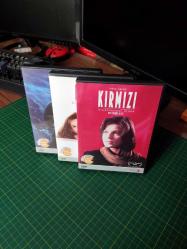 Krzysztof Kieslowski - Üç Renk (Trois Couleurs) Kırmızı - Beyaz - Mavi (3 Film)
