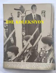 SUUDİ ARABİSTAN KRALI SULTAN  HALİD BİN ABDÜLAZİZ'İN AJANS BASIMI ORİJİNAL FOTOĞRAFI ve YAZILI HABER, 24 x 19 cm EBADINDA - SULTAN  HALİD BİN ABDÜLAZİZ ve İSPANYA KRALI JUAN CARLOS AYNI KAREDE, 1981