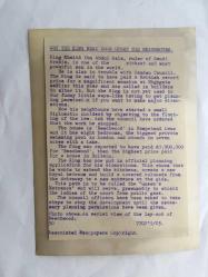 SUUDİ ARABİSTAN KRALI SULTAN  HALİD BİN ABDÜLAZİZ'İN AJANS BASIMI ORİJİNAL FOTOĞRAFI ve YAZILI HABER, 20 x 15 cm EBADINDA - SULTAN  HALİD BİN ABDÜLAZİZ'İN ''Why The King next door upset his neighbours?'' (Kral komşularını neden üzüyor) Başlığıyla Yazılmış Bir Haber ve Kralın İngilterede'deki Lüks Malikanesinin Tepeden Çekilmiş Bir Fotoğrafı