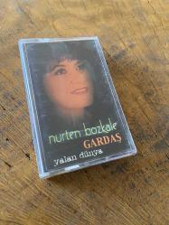 NURTEN BOZKALE - GARDAŞ / YALAN DÜNYA - KASET