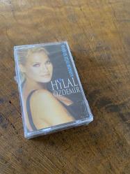 HİLAL ÖZDEMİR - KANADIM DEĞDİ SEVDAYA - KASET (JELATİNİNDE)