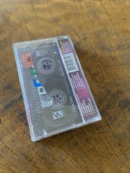 HİLAL ÖZDEMİR - KANADIM DEĞDİ SEVDAYA - KASET (JELATİNİNDE)