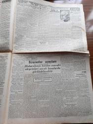 Cumhuriyet Gazetesi - 30 Temmuz 1940 - Alman Birliği Karşısında Avrupa Yazan Nadir Nadi Köşe Yazısı - İngiltere'ye Yapılan Hava Akını 100 Alman Tayyaresi Dalga Halinde Hücum Etti - Deniz Harbi Bir İngiliz Harp Gemisi Batırıldı - Havacılık Dersleri - Mete Şilepi Geldi - Japonya'da Bir Hadise Dün On Bir İngiliz Casusluk Töhmetiyle Tevkif Olundu - Polis Teşkilatı Yapılacak Kazalar - Nafia Vekili General Ali Fuad Cebesoy Dün İstanbul'a Geldi - Küçük Hikaye Hastabakıcı Kız Nakleden Rüveyde Sinanoğlu - Gazinolarda Yapılan Sıkı Teftiş - Belediyenin Alacağı Otobüsler - Pester Lloyd Gazetesinin Sahibi İstanbul'da - Ahmed Mithat Efendi'nin Kitaplarının Satışı Durduruldu - Churchill Zafere Kadar Harp Düştüğünü Teyid Ediyor - Yeni Silahlar Stratosfer Uçuşları - Yasemin Dalları Yazan Server Bedi Yazı Dizisi - Türkiye Yüzme Şampiyonası - Raşid Rıza Tiyatrosu - Bugünkü Radyo Programı - hayat Ansiklopedisi - Gazozlu Pürgolin Müshil Limonatası
