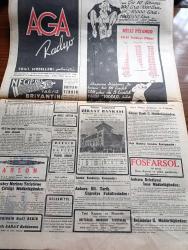 Cumhuriyet Gazetesi - 14 Birincikanun (Aralık) 1940 - Büyük Hadise Yazan Yunus Nadi Köşe Yazısı - Silivri Deniz Faciasının Bilançosu - 122 Kişi Kurtarıldı 103 Cesed Toplandı 127 Kaza Kurbanının Ölüleri Meydanda Yok Fotoğraf - Milli Şefimiz İsmet İnönü Dün Akşam Ankara Civarında Kısa Bir Seyahate Çıktılar - Yunan Ordusu Tepedelene Yaklaşıyor - Yugoslavya Macaristan Arasında Ebedi Dostluk Paktı Belgradda İmzalandı - İtalya'dan Akisler Duçenin Mevkii Tehlikededir - Zeynep Kamil Hastanesi Başhekimi Eyüp Aksoy'u Tehdid Eden Adam Yakalandı - Taksim Eminönü Arasında Otobüs Seferleri - General Kazım Özalp'ın Millete Tavsiyesi - Fransa'da Komünistlere Karşı Takibat - Napolyon'un Oğlunun Kemikleri Viyana'da ki Mezarından Çıkarıldı - Şark Osmanlıcasından Garb Osmanlıcasına Yazan İsmail Hami Danişmend - Hayat Güzeldir Filmi Bugün Melek Sinemasında - Manon Lesko Bugün İpek Sinemasında - Merhametten Maraz Yazan Stefan Zweig Yazı Dizisi - Saray Sinemasında Münir Nurettin Konseri - Atatürk Koşusu