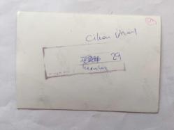 CİHAN ÜNAL'IN ORİJİNAL 2'Lİ FOTOĞRAF SETİ, 12,5 x 9 cm EBADINDA - CİHAN ÜNAL HAYRANLARINA İMZA DAĞITIRKEN ve HATIRA POZU VERİRKEN ÇEKİLMİŞ 2 FARKLI KARE