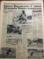 YENİ SABAH GAZETESİ 23 HAZİRAN 1958 YIL :21 SAYI :6934--Kıbrıs için dünkü mitingler ---İngiltere Amerika yı yokuşa sürdü ---CMP Kıbrıs ın tamamını istiyor---Türk görüşünü dikkate almayan İngiltere nin Bağdat Paktından ihraç edilmesi ihtimali belirdi ---Gökay ,dün gece İstanbul a geldi --Lüks bir tenezzüh motorü infilak etti ---Zam ve pahalılık sorusu ---İşsizlik sigortası :Siyavuşgil ---İstanbul Rehberi ---Amerika ,Lübnan a kuvvet göndermiyor --B.Milletlerde  Nagy nin idamı takbih edildi --CHP nin dünkü ilçe kongreleri ---Sanayicilerin kalkınmasını temin edecek bir teşebbüs ---Dünya Kupası nda 2. olduk 38 puanla Rusya şampiyon ---Galatasaray ,Güneş i mağlup etti :2-1--Beşiktaş ,Beykoz u farklı yendi :4-1---Fenerbahçe rövanşta da Vefa ya yenildi :1-0--Makarios İngiltere ile ikili müzakere teklif ediyor ---Şehir hatlarının yeni fiyatları tespit edildi ---Bugünkü Meclis --Başvekil imar sahalarını gezdi ---