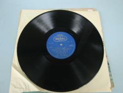 REGAL SAZ HEYETİ ( HÜSNÜ ÖZKARTAL ) 