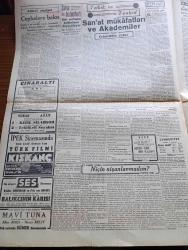 Cumhuriyet Gazetesi - 20 Mart 1942 - Barış Yapılamaz Mı Yazan Yunus Nadi Köşe Yazısı - Milli Şefimiz İsmet İnönü'nün Ege Seyahatleri Fotoğraf - Refet Ülgen ve Yeğeni Dün Beraat Ettiler - Müttefikler Tebliği Yeni Gine Sularında Japon Filosuna Şiddetli Bir Hava Taarruzu - Savaş Haritası - General Rommel Afrika Orduları Kumandanı Oldu - Amerikan Uçan Kale Tayyaresi Fotoğraf - Japon Harp Tebliği Sumatranın İşgali Tamamlandı - Sanatçı Mülakatları Ve Akademiler Yazan Celaleddin Ezine - Türk Filmi Kıskanç Başrolde Cahide Fatma Arkan Ve Suavi Tedü İpek Sinemasında - Balıkçının Karısı Ses Sinemasında - Merhum Boksör Küçük Kemal'in Kabri Yapılacak - Galatasaraylıların Çayı - Anıtkabir Jürisi Yetkilinin Bildirdi - Para Ve Ayak Yazan Burhan Felek - Sızı Yazan Mükerrem Kamil Su Yazı Dizisi - Futbol Grup Birincilikleri 27 Nisan'da Başlıyor - Şehir Tiyatrosu Temsilleri - Tepebaşı Dram Kısmında Para Oyunu - Bulmaca - Sinir Kırıklık Ve Bütün Ağrılara Deva Ağrı Kesici - Bugünkü Radyo Programı - Borsa