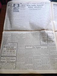 Cumhuriyet Gazetesi - 26 İkinciteşrin (Kasım) 1942 - Harp Sonrası Yazan Nadir Nadi Köşe Yazısı - Rus Taarruzu İnkişaf Ediyor - Suikast Davası - Suikast Maznunlarından Sağlığı Ankara'da Hakimler Heyeti Huzurunda Fotoğraf - Emin Büke - General Franco Lizbon'a Gidecek Mi - Güzel Edirne'nin Kurtuluşu Fotoğraf - Sovyet İlerleyişi Devam Ediyor - General De Gaulle'ün Hitabesi - Kredi Kooperatifleri Kuvvetlendiriliyor - Yeni Mebus Seçimi - Yıkılan Saadet Şark Sinemasında - Kanlı Saltanat Bu Akşam Lale Sinemasında - Beynelmilel Portreler Mareşal Smuts Cenubi Afrika Birliği Başvekili - Küçük Hikaye Son Hatıra Nakleden Hamdi Varoğlu - En Güzel Türk Filmi Sürtük Elhamra'da - Profesör Kerim Sebatinin Cenazesi Bugün Getiriliyor - Biraz Suples Lazım Yazan Burhan Felek Köşe Yazısı - Nezle Grip Baş Ve Diş Ağrısına Sefalin - Bugünkü Radyo Programı - Singer Saat Mağazaları - Dermojen Yanık kremi - Horoz Marka Abimin Paket Boyaları