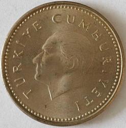 Türkiye Cumhuriyeti 1991 Yılı  2500 Lira Tura'ya Göre Düz 7756