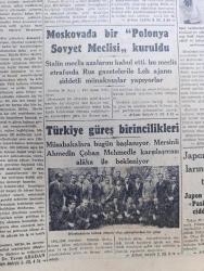 Cumhuriyet Gazetesi - 27 Mayıs 1944 - Bütçe Konuşmaları Yazan Profesör Doktor Yavuz Abadan Köşe Yazısı - Sofyaya Karşı Tazyik Artıyor - Bulgaristan'a Yeni Alman Kuvvetleri Gelmiş - Roosevelt'in Beyanatı Harp Sonuna Ait Emniyet Planı Hazır - Romaya 33 Kilometre Mesafede Savaş - Moskova'da Bir Polonya Sovyet Meclisi Kuruldu - Futbolcu Bekir Almanya'da Öldü - İlköğretim Davası - Giyecek Eşyası Ve Bazı İçkiler Ucuzlatılacak - Yeni Harflerle İlk Altın Para Bugün Basılıyor - Türkiye Güreş Birincilikleri Fotoğraf - Müzeyyen Senar Işıl Sadi Işılay ve Mualla Gökçay Tepebaşı Belediye Bahçesinde - Bir Hayatın Filmi Yazan İsmail Habib Sevük - Şirketi Hayriye - Sokaktan Gelen Kadın Yazan Esat Mahmut Karakurt Yazı Dizisi - Dertli Pınar Filmi Kadıköy Hale Sinemasında - Güreş Tekirdağlı Hüseyin Ve Habeş Kasım Bu Pazar Şehzadebaşı Süleymaniye Kulübünde - Memleketimizin En Kıymetli Ses Ve Saz Sanatkarları Maçkada Küçük Çiftlik Parkında - Bugünkü Radyo Programı - Büyükdere Beyaz Park Açıldı - Borsa