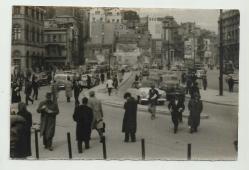 KARAKÖY MEYDANI TEMALI ESKİ BİR FOTOĞRAF...