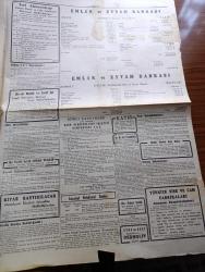 Cumhuriyet Gazetesi - 29 Mart 1946 - Konsey Gene Sallanıyor Mu Yazan Nadir Nadi Köşe Yazısı - Güvenlik Konseyi Dün Gizli Toplantı Yaptı - Mühim Bir Karar 510 Sayılı Kararname Yürürlülükten Kaldırıldı - Türkiye Irak Andlaşması Bugün İmza Ediliyor - Atom Casusluğu Amerika Hükümeti Tahkikatı Başlıyor - Hikmet Bayur Demokrat Partiye Girdi - Kaçak Yahudi Taşıyan Bir Türk Motoru İngilizler Tarafından Yakalandı - Yarın Akşam Yapılacak Altın Kemer Boks Maçları - İzmir At Yarışlarının İkinci Haftası - Tiyatro Şenliğinde Orta Oyunu Ve Tuluat Tekrarlanıyor - Büyük Matematikçiler Tercüme Edenler Ömer İnönü Cüneyt Akova İsmail İşmen Zübeyir Demirgüç - Miskinler Tekkesi Yazan Reşat Nuri Güntekin Yazı Dizisi - İran Meselesinin Geçirdiği Safhalar Yazan Ömer Rıza Doğrul Köşe Yazısı - Küçük Hikaye Kırkikindi Yağmurları Yazan Baki Süha Ediboğlu - Amcabey ve Havadisler Çizen Cemal Nadir - Bugünkü Radyo Programı -   Bulmaca - Borsa - Fazla Şişmanlığa Karşı Radyo Karbon Tabletleri - Tural Öksürüğü Keser