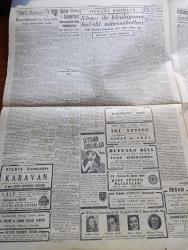 Cumhuriyet Gazetesi - 10 Nisan 1947 - Dünya Devleti Yazan Nadir Nadi Köşe Yazısı - İngiltere'den Beşyüz Av Uçağı Satın Aldık - Uçaklar 12lik Filolar Halinde Türkiye'ye Gönderiliyor - Müdafaa Uçaklarının Satın Alınması Başkan Truman'ın Yardım Teklifiyle Alakalı - Demokratlar Kanun Tasarıları Hazırlandılar - Celal Bayar Ve Arkadaşları Bergama Haricinde Kendilerini Karşılayan Halkla Beraber - De Gaulle'ün Teşebbüsü Akisler Uyandırdı - Güreşçilerimiz Avrupa Grekoromen Güreş Şampiyonası İçin Prag'a Gitti - Türkiye'nin En Büyük Milli Sendikası Kömür İşçileri Sendikasının Kongresi Dün Yapıldı - Türk Güreşi Kurddereli Ve Atatürk Yazan İsmail Habib Sevük - İki Yetime Filmi Saray Ve İnci Sinemasında - Vehbi Koç'un Konferansı - Buffalo Bill İpek Sinemasında - Safiye Ayla Mustafa Çağlar Suzan Yakar Ve Hamiyet Yüceses Pangaltı İnci Sinemasında - Otomobil İmparatoru Henry Ford'un Ölümü - Vanderberg'in Nutku Yazan Ömer Rıza Doğrul - Parker 51 Dolma Kalem - Ardath Saatleri - Bugünkü Radyo Programı