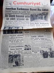 Cumhuriyet Gazetesi - 11 Nisan 1947 - İyi Bir Barış Yazan Nadir Nadi Köşe Yazısı - Amerikan Yardımının Gayesi İfşa Edildi - Amerika Ayanında Dün Hedefin Rus İlerlemesini Durdurmak Olduğu Bildirildi - Dün Güvenlik Konseyinde Yardım İçin Şiddetli Tartışmalar Oldu - Celal Bayar Ve Adnan Menderes'in İzmir'den Hareketlerine Ait Fotoğraf - Memleketimize Gelen Amerikalı Profesör Ruslarla Anlaşmak Andlaşma İle Olamaz Dedi - Seçimler Arifesinde Çakırbeyli Demokrat Parti Başkanı Mehmet Budaklıyı Kim Öldürdü - Atina'da İki Türk Sanatkarı Orhan Borar Ve Mithat Fenmen'in Konseri - Dünyada Neler Oluyor - İngiltere'den Aldığımız 500 Uçağın Vasıfları Yazan Abidin Daver Köşe Yazısı - Bir Facia Karşı Yazan Ömer Rıza Doğrul Köşe Yazısı - Ben Kimin Yazan Burhan Felek - Marshall Stalin İle Görüşmeye Çalışacak - Ali Şir Nevai Hakkında Güzel Bir Konferans - İzmir Yarışlarının Üçüncü Hafta Programı - Cennette Bir Gece Kadıköy Opera Sinemasında - Milli Piyango 23 Nisan Çekilişi - Songster 1 İğne 10 Plak Çalar