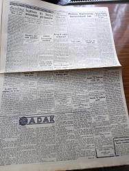 Cumhuriyet Gazetesi - 16 Nisan 1947 - Avrupa İki Cepheye Ayrılacak Mı - Devlet İktisadi Teşekkürleri İçin Mühim Kararlar - Moskova Konferansını Kurtarabilmek İçin General Marshall Dün Akşam Saat 20 de Stalin'le Görüştü - Celal Bayar Dün İstanbul'a Geldi - Fransa'da De Gaulle'ün Partisi - Celal Bayar Haydarpaşadan İstanbul'a Geçerken Motorda Fotoğraf - Afyon Belediye Seçimleri - İstanbul Tüccar Derneği İlk Toplantısını Yaptı Fotoğraf- Türkiye'nin İngiltere'deki Sel Felaketzedelerine Yardımı - Güreşçilerimiz Neden Pragda Üçüncü Oldular - Ceza Kanunu Vodvil 3 Perde Şehir Komedi Tiyatrosunda - Adak Yazan Kemal Ragıp Yazı Dizisi - Dış Hatlar Yazan Burhan Felek Köşe Yazısı - Safiye Ayla Ve Hamiyet Yüceses Pangaltı İnci - Yeni Vatan Marmara Sinemasında - Büyük Doğu Mecmuası - Türkiye İş Bankası - İstanbul Gazeteciler Cemiyeti Büyük Eşya Piyangosu - Renault Otomobil Kamyon Otobüs - Bugünkü Radyo Programı - Star Traş Bıçağı