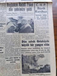 Cumhuriyet Gazetesi - 10 Mayıs 1947 - Şükür Yarabbi Yazan Nadir Nadi Köşe Yazısı - Yardım Projesi Dün Kabul Edildi - Tasarı Temsilciler Meclisinde 107 Muhalif Reye Karşı 287 Reyle Geç Vakit Tasdik Edildi -  Meclis Kemal Bedir'in İdam Kararını Hapis Cezasına Tahvil Etti - Başbakan Recep Peker İstanbul'a Geldi - Adnan Menderes Hakkında Kanuni Takibata Geçildi - Bir İngiliz Filosu İstanbul'a Geliyor - Dün Ortaköyde Büyük Bir Yangın Oldu - Cumhuriyet Halk Partisi Büyük Kurultayı - Halide Edip Adıvar'ın Sonsuz Panayır Remzi Kitabevinde - Muhtar Seçimi 30 Mayıs'ta Yapılacak - Adak Yazan Kemal Ragıp Yazı Dizisi - Filistin Meselesinin Yeni Safhası Yazan Ömer Rıza Doğrul - Atatürk Ve İnönü'nün Fotoğraflarını Kurtarmaya Çalışırken Boğulan Mehmet Muslu Anıldı - İtalya'da Faşist Propagandası Devam Ediyor - Boksörlerimiz Londra'da - Hasan Limon Çiçekleri - Grip Nezle Ve Soğuk Algınlıklarına Karşı Nevrozin - Bugünkü Radyo Programı - Bulmaca - Doktor Nureddin Mehmed Başak - Limanımıza Gelen Ve Giden