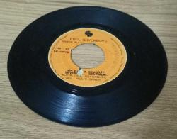 EROL BÜYÜKBURÇ-BİR BAŞKA SEVGİLİYİ SEVEMEM