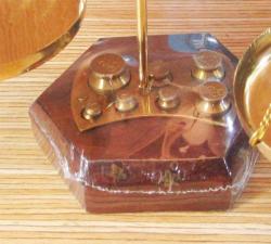 DEKORATİF PİRİNÇ TERAZİ.......Kutusunda