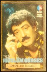 MÜSLÜM GÜRSES DERTLER İNSANI KASET KAĞIT BASKI  (DEPO MALIDIR , DENENMEMİŞTİR HALİYLE)