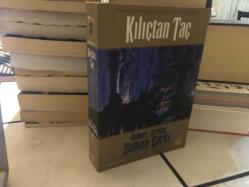 ZAMAN ÇARKI KILIÇTAN TAÇ (7.CİLT 1. KİTAP İLK BASKI)