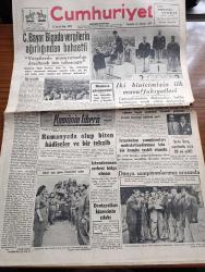 Cumhuriyet Gazetesi - 12 Ağustos 1948 - Bir Hastalık Yazan Nadir Nadi Köşe Yazısı - Celal Bayar Biga'da Vergilerin Ağırlığından Bahsetti - İki Grekoromen Dünya Şampiyonumuz Mersinli Ahmed Ve Mehmet Oktav Olimpiyatlarda Şeref Kürsüsünde Fotoğraf - Şevki Koru Maratonda Niçin 20. Geldi - Aslan Güreşçilerimiz Bayram Sabahı Cumhuriyet Yazarlarıyla Lokum Yerken Fotoğraf - Askeri Kurs Gören Üniversiteli Kızlar Fotoğraf - Londra Olimpiyatları Şampiyonları İçin Lütfi Kırdar Birer Ev Temin Edilecek Dedi - Jale Günay'ın Mektubu - İsmail Dümbüllü Tiyatrosu Yarın Bağlarbaşı Çırağanda - Dar Yol Yazan Peride Celal Yazı Dizisi - Necmettin Sadak'ın Hastalığı - 1948 1949 Mükafatı Atatürk'e Ait Bir Hatıra - Rudge Bisiklet - Bugünkü Radyo Programı - Bulmaca - Cumhuriyet Olimpiyat Resimleri -  Grekoromende İki İkincimiz Kenan Olcay Ve Muhlis Tayfur Şeref Kürsüsünde Fotoğraf