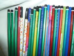 AHŞAP KURŞUN KALEM 100 ADET+4 KALEMTRAŞ+6 ADET FABER PELİKAN PRİTT SİLGİ HEPSİ FİYATA DAHİL HEPSİ SIFIR