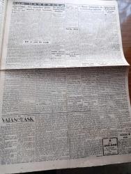 Cumhuriyet Gazetesi - 18 Mayıs 1949 - Politika Tekniği Yazan Nadir Nadi Köşe Yazısı - Ara Seçimlere Girme İşinden Çıkan Tartışma - Celal Bayar Samsun'da Da Seçimlerden Bahsetti - Demokrat Partiye Yeni Bir Cevap - Türkiye İtalya Milli Maçı - CHP Meclis Grubunda Eski Bir Mesele Tazelendi - Sabahaddin Ali Davası Ali Ertekin Cezaevine Sevkedilirken Fotoğraf - Memleketimize Gelecek Meşhur İngiliz Takımı Charlton Fotoğraf - Talim Gören Pilotlarımız Fotoğraf - Pahalı Satış Yapacak Esnafla Mücadele - 19 Mayıs Gençlik Bayramı Sebebiyle İnönü Ve Fenerbahçe Stadında Spor Gösterileri - İstanbul'da 71 İçkili Yer Kapatılacak - Vatan Ve Aşk Yazan Graham Greene Yazı Dizisi - Dini Siyaseten Karıştırmamak Gerek Yazan Ömer Rıza Doğrul Köşe Yazısı - 23 Nisan Filmi New York'ta Gösterildi - Galatasaray Lisesi Futbol Şampiyonu Oldu - Suaz Badana Boyaları - Bugünkü Radyo Programı - Büyük Baklacıoğlu Erzak Pazarı - Royal Radyo Pil Bataryaları - Büyükadada Splendit Palas Oteli 2 Haziran Perşembe Günü Açılacak