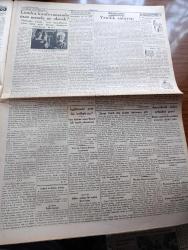 Cumhuriyet Gazetesi - 20 İkincikanun (Ocak) 1939 - Ya Küçük Memurlar Yazan Nadir Nadi Köşe Yazısı - İrlanda Tedhişçileri İngiliz Başvekilinin Oğluna Bir Suikast Yaptılar - İspanya'dan Gelen Son Resimler - Almanyaya Franko'ya Ağır Sahra Topları Gönderecek - Ziraat Vekili Faik Kurdoğlu Gitti - Celal Bayar Dün Çocuk Esirgeme Kurumunu Ziyaret Etti - Tarihte Büyük Deniz Muharebeleri Nakleden Abidin Daver Köşe Yazısı - Salıpazarında Satie Binası - Uzun Saçlı Bir Filozof Hafız Cemal Öztoprak Mahkemede - Atatürk'ten Hatıralar Ve İbretler Yazan İsmail Habib Yazı Dizisi - Yakan Buseler Asri Sinemasında - Berlin Olimpiyatında Alınan Bir Film İstanbula Geldi - Huberman'ın Veda Konseri Fransız Tiyatrosunda - Amerika'da Radyo Artistleri Grevi - Kim Derdi Ki Yazan Vicky Baum Yazı Dizisi - Gülhane Parkında Bir Gece Alemi - Galatasaray Boğaziçi Lisesi Maçı - Şeref Stadı  - Selma Ve Gölgesi Yazan Server Bedi - Hitler İngiltere'ye Misak Teklif Etti - Çocuk Sayfası - Bilmeceyi Çözenler - Aspirin