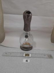 Ördek başlı cam sürahi