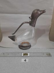 Ördek başlı cam sürahi