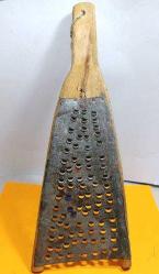 RF46----KÖY İŞİ EL YAPIMI AHŞAP VE TENEKEDEN RENDE