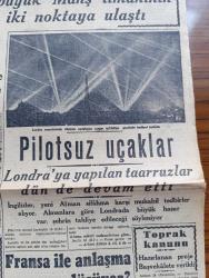 Cumhuriyet Gazetesi - 19 Haziran 1944 - Zafer Mi Barış Mı Yazan Nadir Nadi Köşe Yazısı - Cherbourg Yarımadası Tecrid Edildi - St. Lo Meydan Savaşı Dün Akşam Sona Erdi - Pilotsuz Uçaklar - Londra Semalarında Düşman Uçaklarını Arıyan Işıldaklar Fotoğraf - Gül Kupası Maçları ve Yüzme Müsabakası Fotoğraf - Mannerheim Hattı Yarıldı Kızılordu Viborg'a 28 Km. Yaklaştı - Toprak Kanunu - Ankara At Yarışları Bitti - Raşid Rıza Tiyatrosu - Bir Kürtaj Faciası Daha - Şirketi Hayriye Hissedarları Bugün Toplanıyor - Gelibolu Ortaokulunun Güzel Bir Müsameresi Fotoğraf - Sokaktan Gelen Kadın Yazan Esat Mahmut Karakurt Yazı Dizisi - Yeni Silahların Tesiri Yazan Ömer Rıza Doğrul Köşe Yazısı - Delikli Demir Ve Kabadayılık Yazan Burhan Felek Köşe Yazısı - Bugünkü Radyo Programı - Bulmaca - Uyuz Ve Deri Kaşıntılarını Dermoliv Geçirir - Armutlu Kaplıcaları Açıldı - Sadi Tek Tiyatrosu - Finlandiyada Yeni Bir Hükümet Kurulacağı Söyleniyor - Yugoslav Başvekili Mareşal Tito İle Görüştü
