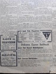 Cumhuriyet Gazetesi - 18 Haziran 1946 - Demokrat Parti'nin Seçimlere İştirak Kararı Yazanlar Abidin Daver Köşe - Partilerde Seçim Faaliyeti Hızlandı - Milli Kalkınma Partisinin Kararı - Halk Partisi Adına Yapılan Bir Açıklama - Falih Rıfkı Atay - Şinasinin Büstü Dün Açıldı - Kılıç Ali Halk Partisinden İstifa Etti - Ankara Cinayeti - Varto Deprem Bölgesinde Acıklı Sahneler - İçtimai Bahisler Yazan Şükrü Kaya - Türk Tipi Amerikan Tütünü - Ekmek Bugünden İtibaren 27 Kuruşa Satılacak - Galatasaray Kulübünün Denizcilik Şubesi Açıldı - İstanbul'da İlk Defa Gangsterler Şirketi Alkazar Sinemasında - Amcabey Ve Toprak Bayramı Çizen Cemal Nadir - Von Papen'in Muhakemesi - Güven Sigorta - Elazığ Van Demiryolu - Bugünkü Radyo Programı - Bulmaca - Borsa