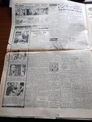 Cumhuriyet Gazetesi - 1 Temmuz 1955 - Kıbrıs Meselesi Köşe Yazısı - İngiltere Bizi Ve Yunanistan'ı Bir Konferans Akdetmeye Çağırdı - Sadık Aldoğan Dün Tekrar Tevkif Edildi - İzmir'de Domates 25 Kuruşa Kadar Düştü - İsveç Firması Sıgfr Stenberg Türkiye'de Fabrikalar Kurmak İstiyor - Taksim Belediye Gazinosu Bir Hafta Kapatılacak - Aşılmayan Duvar Yazan Berin Büktaş Yazı Dizisi - Türkiye Çocukları Ve UNICEF'in Acı Raporu Yazan Osman K. Akol - İstiklâl Mahkemeleri Hakkında Yazan Burhan Felek Köşe Yazısı - Kıbrıs İçin Konferans Yazan Ömer Sami Coşar - Resimli Romanımız Bir Doktorun Macerası Yazan Soubiran - Resimli Romanımız Gizli Define Yazan George Simenon - Esrarlı Meşhur Davalar Yazan Tevfik Sadullah - Güreş Kampı Yarın Açılıyor - Amerikalı Yüzücüler İstanbul'da - Milli Futbol Takımımız Döndü - Muhammed - Championship Amerikan Deniz Motorları