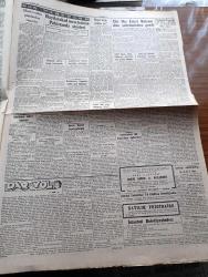 Cumhuriyet Gazetesi - 20 Eylül 1948 - Hayat Böyle Ucuzlar Mı Köşe Yazısı - Birleşmiş Milletler Kurulunun Toplantısı - Birleşmiş Milletler Kurulunun Toplanacağı Chaillot Sarayı Fotoğraf - İsmet İnönü Dün Ankara'ya Döndü Fotoğraf - Şehrimizde Hür Bulgarların Toplantıları - Waker Takımı Beşiktaş'ı 4 3 Yendi Maçtan Fotoğraf - Fenerbahçe Apollob Takımını 1 O Yendi - Celal Bayar Şeker Fiyatlarının Arttırılmasını Yersiz Buluyor - Şehirlerarası Telefon Santralları Arttırılıyor - Rüyalar Senfonisi Yarın Akşam Sümer Sinemasında - Halkevlerinde Siyasi Konferanslar - Mareşal Montgomery Emekliye Ayrılıyor - Dar Yol Yazan Peride Celal Yazı Dizisi - Ruslar Kore'yi Boşaltıyormuş - Şeker Bahsi Yazan Burhan Felek Köşe Yazısı - Mualla Gökçay Perihan Altındağ Sözeri Ve Zehra Bilir Yenikapı M. Çakır Gazinosunda - Özel İstiklal Lisesi - Hoover Döver Süpürür Temizler - Limanımıza Gelen Ve Giden Vapurlar - Bugünkü Radyo Programı - RCA Radyo - Burla Biraderler