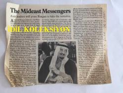 SUUDİ ARABİSTAN KRALI FAHD BİN ABDÜLAZİZ'İN İNGİLİZCE GAZETEDEN KESİLME FOTOĞRAFLI HABER KÜPÜRÜ - 20 x 16 cm EBADINDA - ''ARAP LİDERLER REAGAN İNİSİYATİF ALMASI İÇİN BASKI YAPACAKLAR'' BAŞLIKLI HABER YAZISI, 28 ŞUBAT 1985